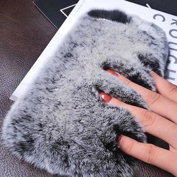 iPhone 14 Pro Max Faux Fur Case - Picture 2 of 5